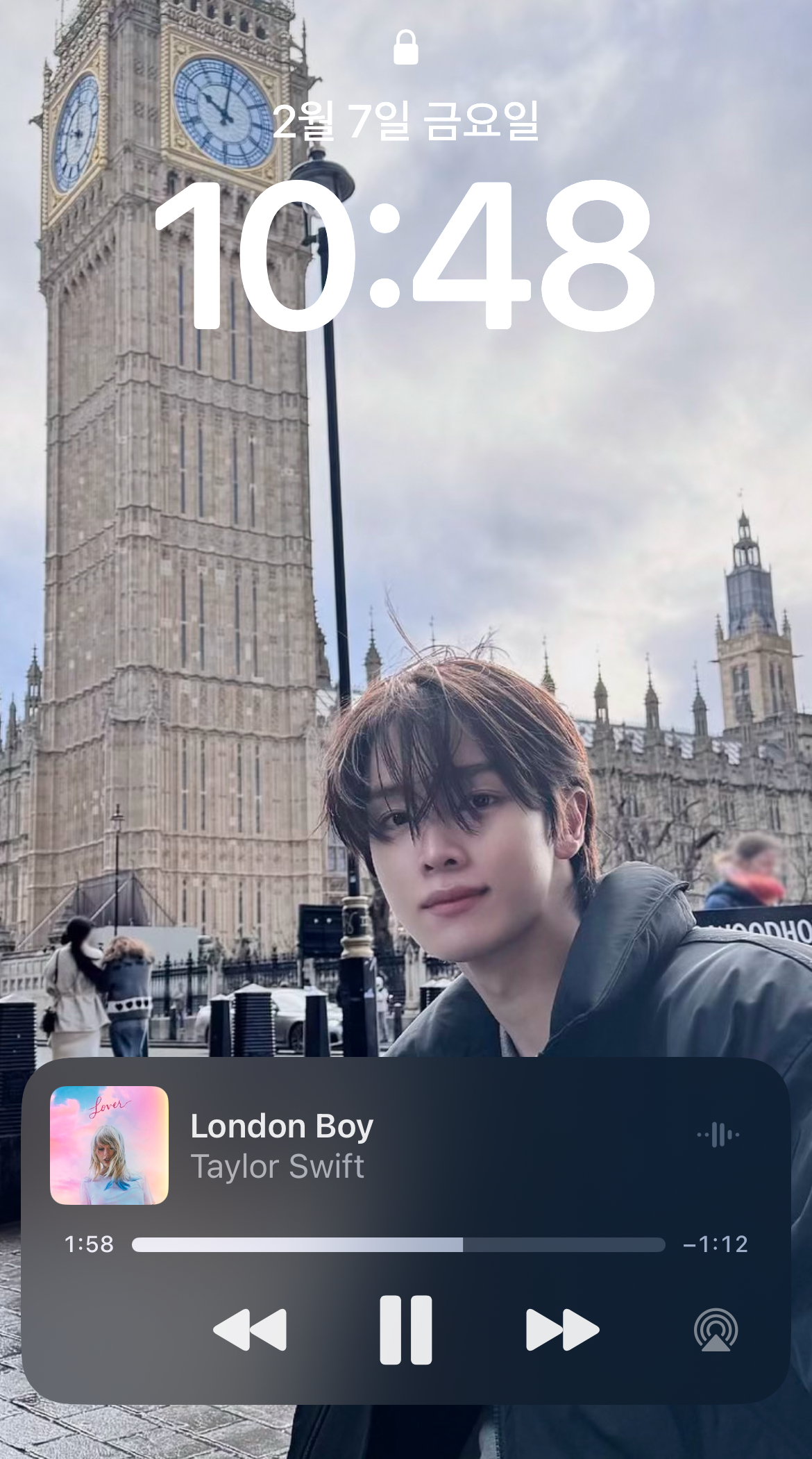 [잡담] 성찬이로 배경 바꾸고 London boy 듣는데 ㄹㅈㄷ 느좋 | 인스티즈