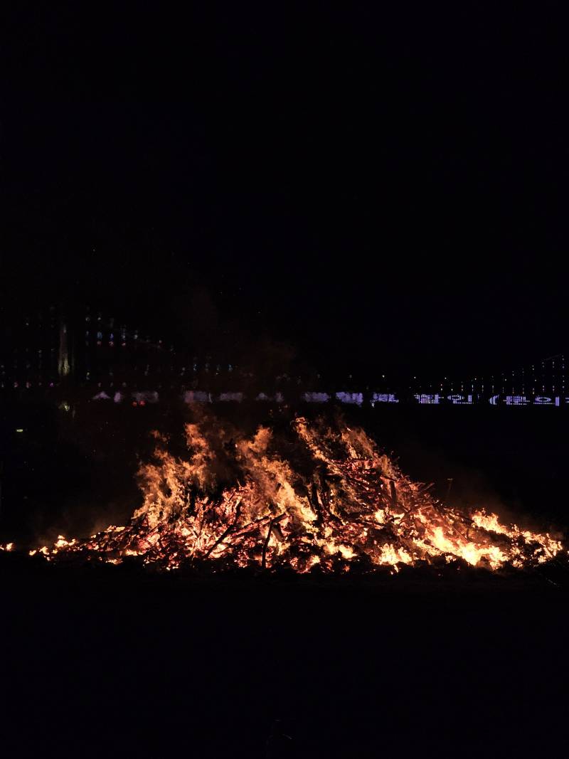 [잡담] 어제 광안리에서 불멍 사진 | 인스티즈