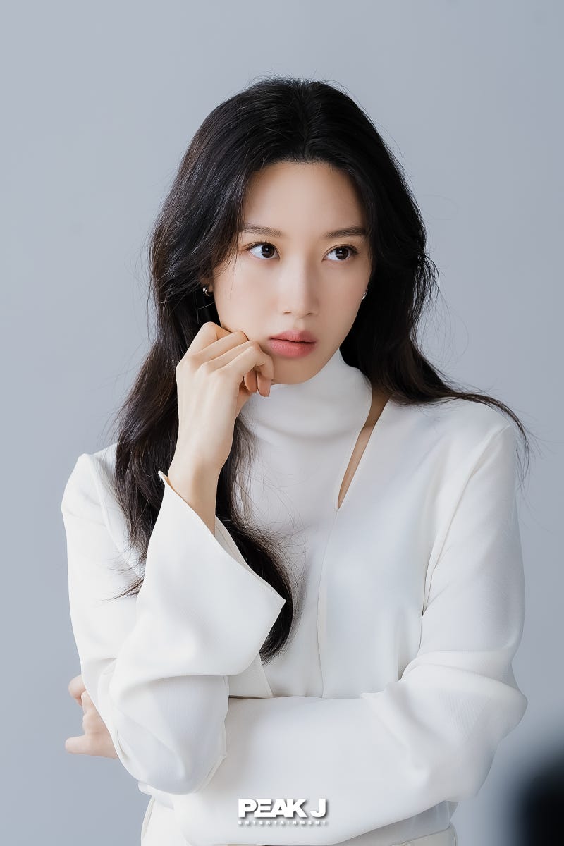 [잡담] 그놈은흑염룡 문가영 소속사에서 풀어준 사진 이쁘다 | 인스티즈