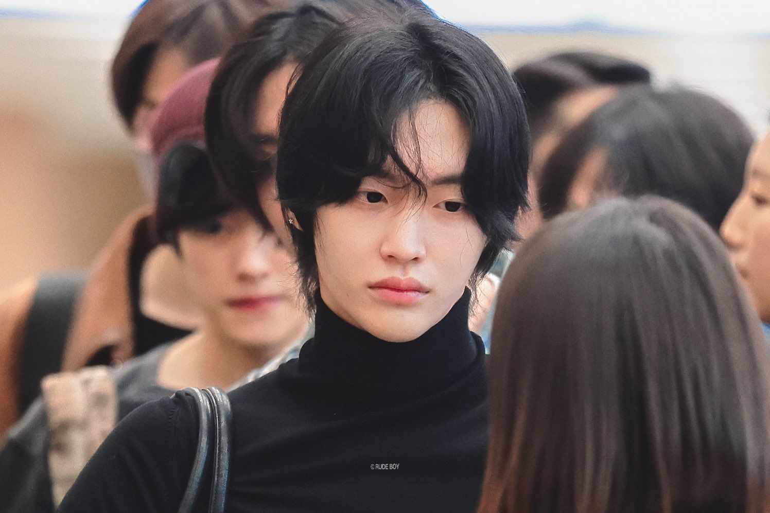 [잡담] 원빈 관계자들한테 개인으로도 3표 받았네 | 인스티즈