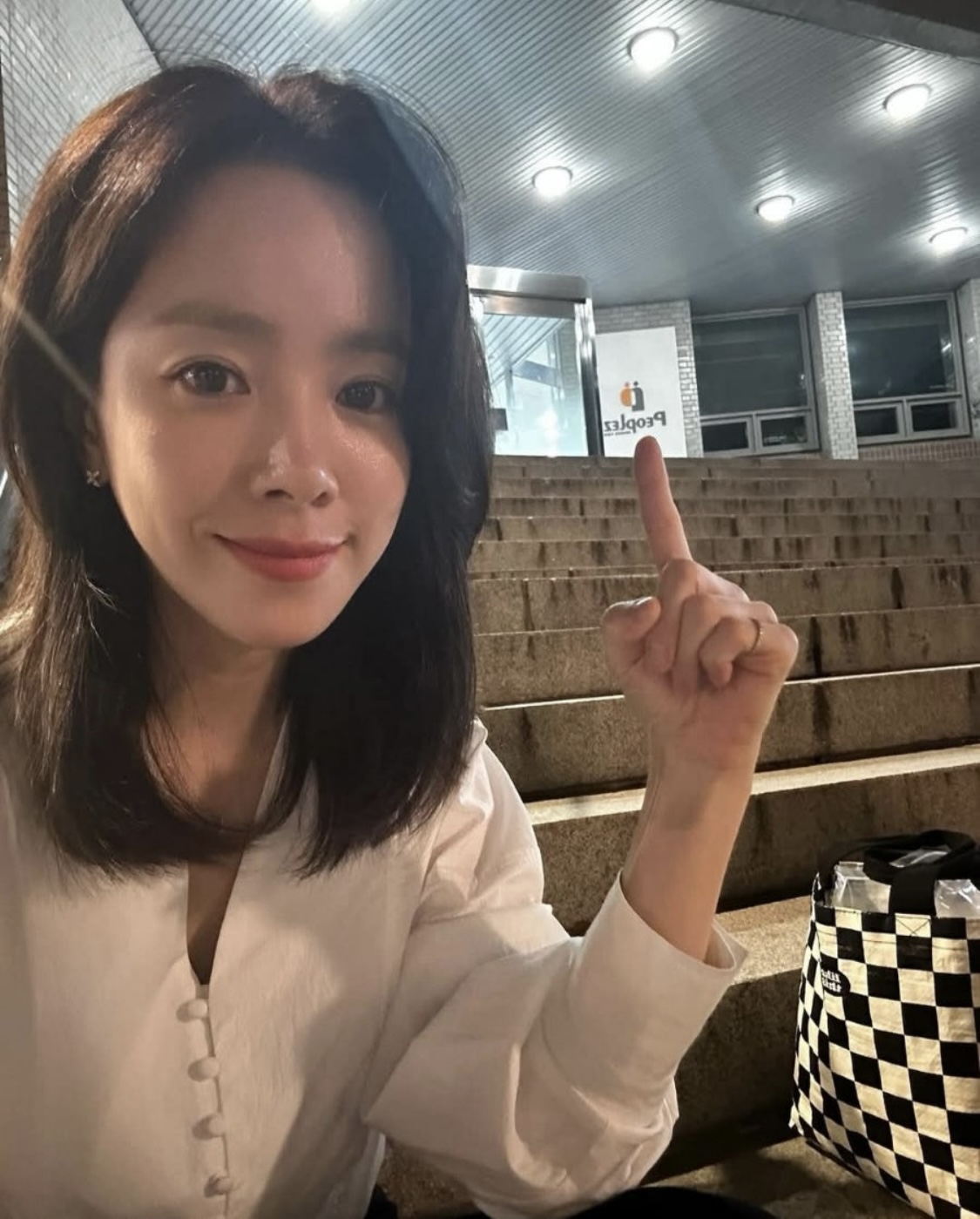 [잡담] 한지민은 앞머리 있는 게 나은듯 | 인스티즈