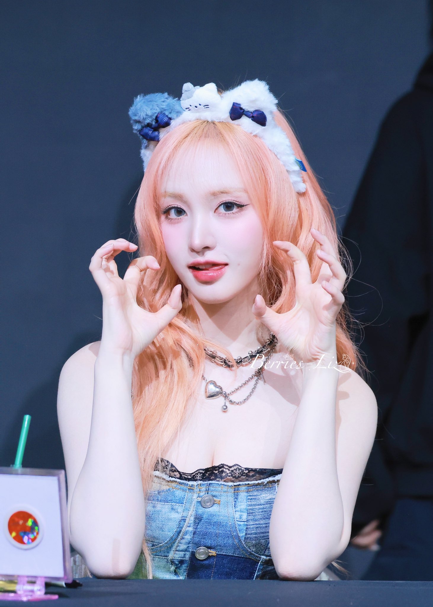 [잡담] 리즈 실물 가까이서 한 번만 보고싶어 | 인스티즈