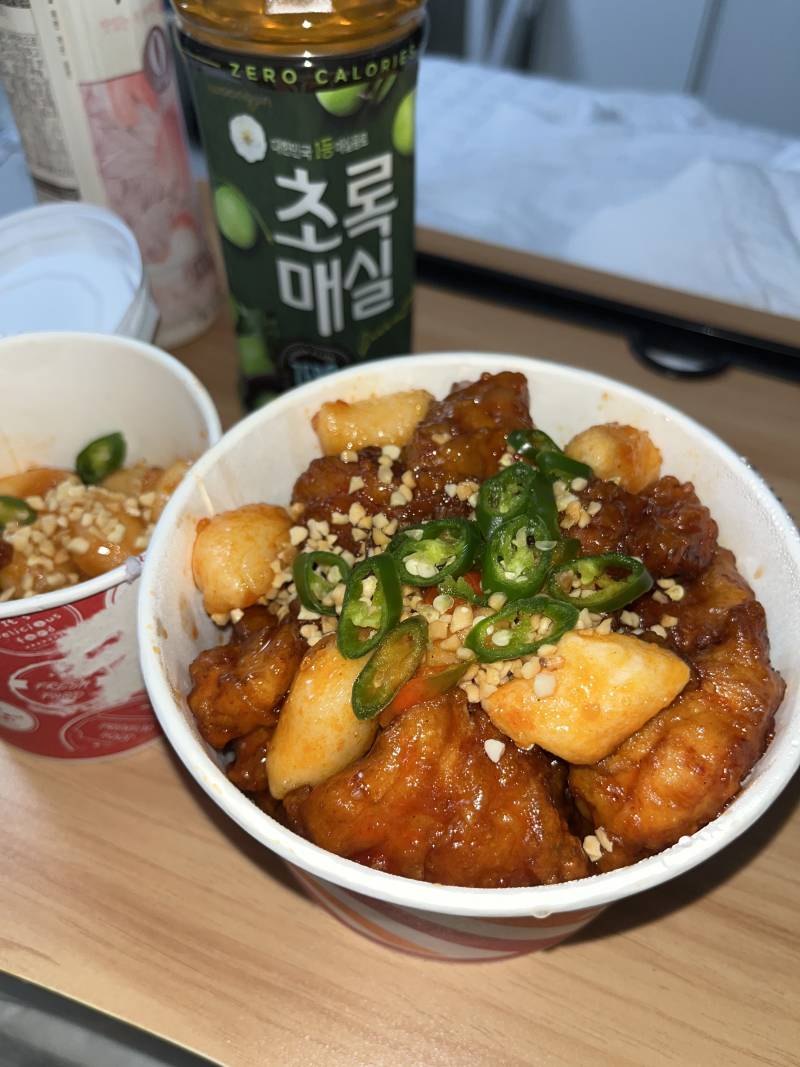 [잡담] 오늘 저녁으로 먹은 닭강정 쎅.시하지 ㅋㅋ - 인스티즈(instiz) 일상 카테고리