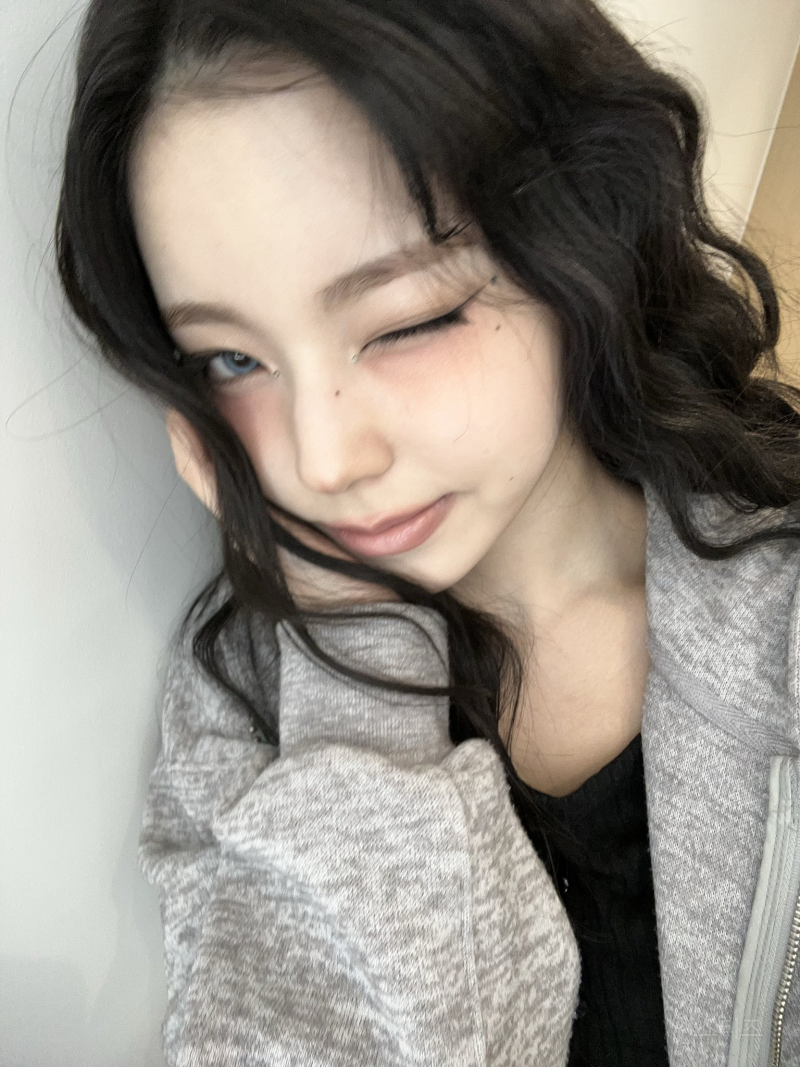 확신의 고양이상 같은 어제자 엔믹스 규진 비주얼.jpg | 인스티즈