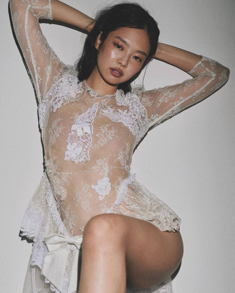 현재 해외반응 역대급인 제니 화보.JPG (후방) | 인스티즈