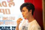 [잡담] 육성재와 송강 중에 누가 더 날카롭게 생긴 것 같아?? - 인스티즈(Instiz) 카테고리