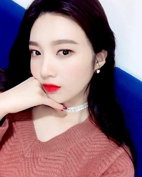 오늘자 레드벨벳 조이 인스타 미모.jpgif | 인스티즈