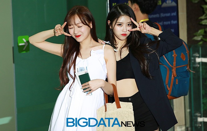 의외로 무난했던 러블리즈 미주의 공항 출국길 모습.jpgif | 인스티즈