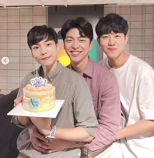 하트시그널2' 김현우 빠진 정재호·이규빈·김도균, 생일파티 '훈훈' - 인스티즈(Instiz) 인티포털 카테고리