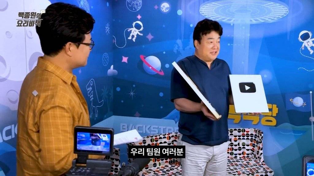 골드,실버버튼 동시에 개봉하는 유튜버 | 인스티즈