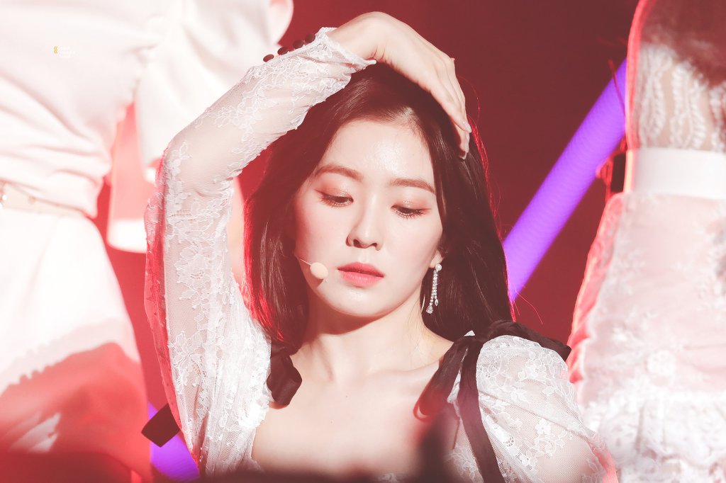 2019 AAA 레드벨벳 아이린(+출입국사진).jpgif | 인스티즈