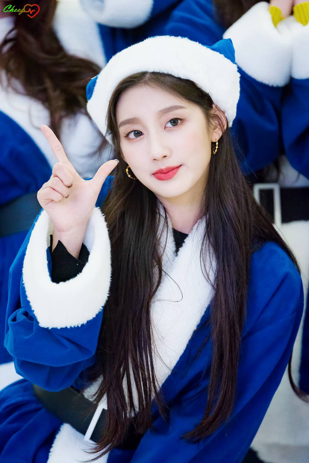 러블리즈 무쌍 비주얼 미인 정예인 2019년 모습.jpgif | 인스티즈