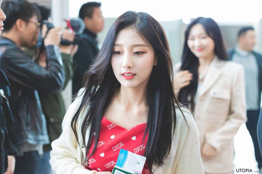 러블리즈 무쌍 비주얼 미인 정예인 2019년 모습.jpgif | 인스티즈