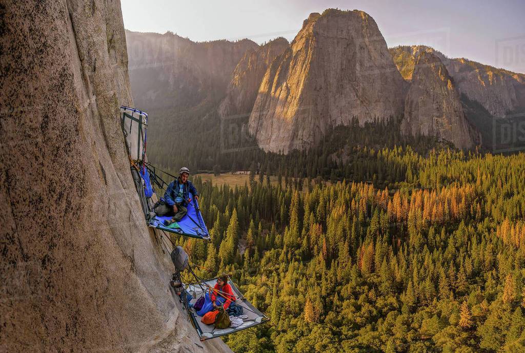 절벽 텐트 (Portaledges)(Extreme Hanging Tents) | 인스티즈