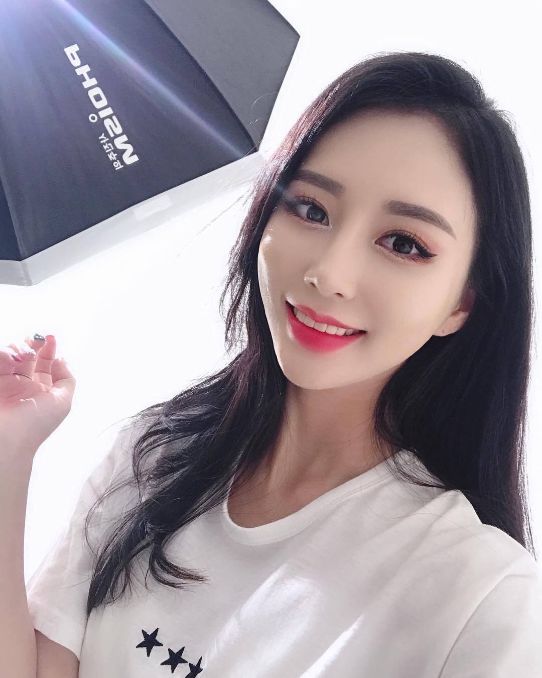 반박불가 현실적인 여자친구 외모 마지노선.jpgif - 인스티즈(instiz) 인티포털 카테고리 반박불가 현실적인 여자친구 외모 마지노선.Jpgif - 인스티즈(Instiz) 인티포털 카테고리