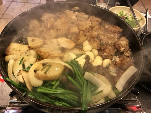 줄서는 맛집만 족치는 여시 | 인스티즈