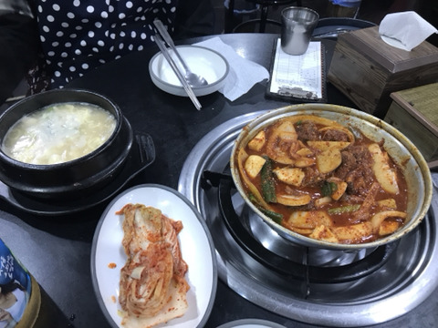 줄서는 맛집만 족치는 여시 | 인스티즈