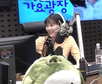 몸에 화가 1도 없다라는것만 인증받은 오마이걸 효정 화나게 하기 프로젝트.jpg | 인스티즈
