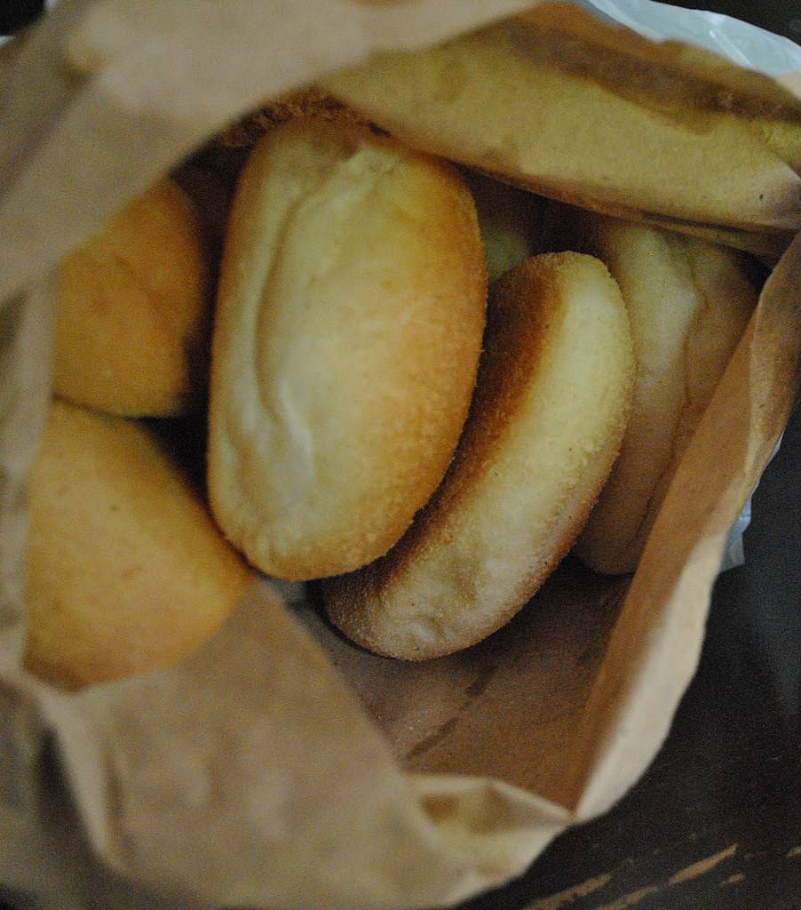 필리핀의 모닝빵 같은 존재 Pandesal | 인스티즈