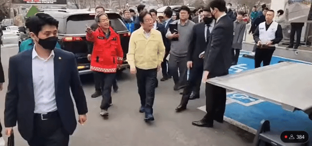산불피해 도와주러 간 이재명이 당한 | 인스티즈