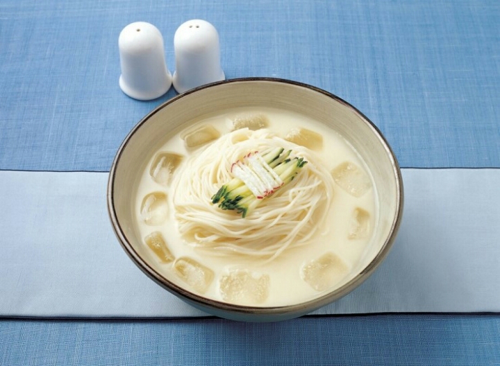  여름철 면요리 원탑은?6