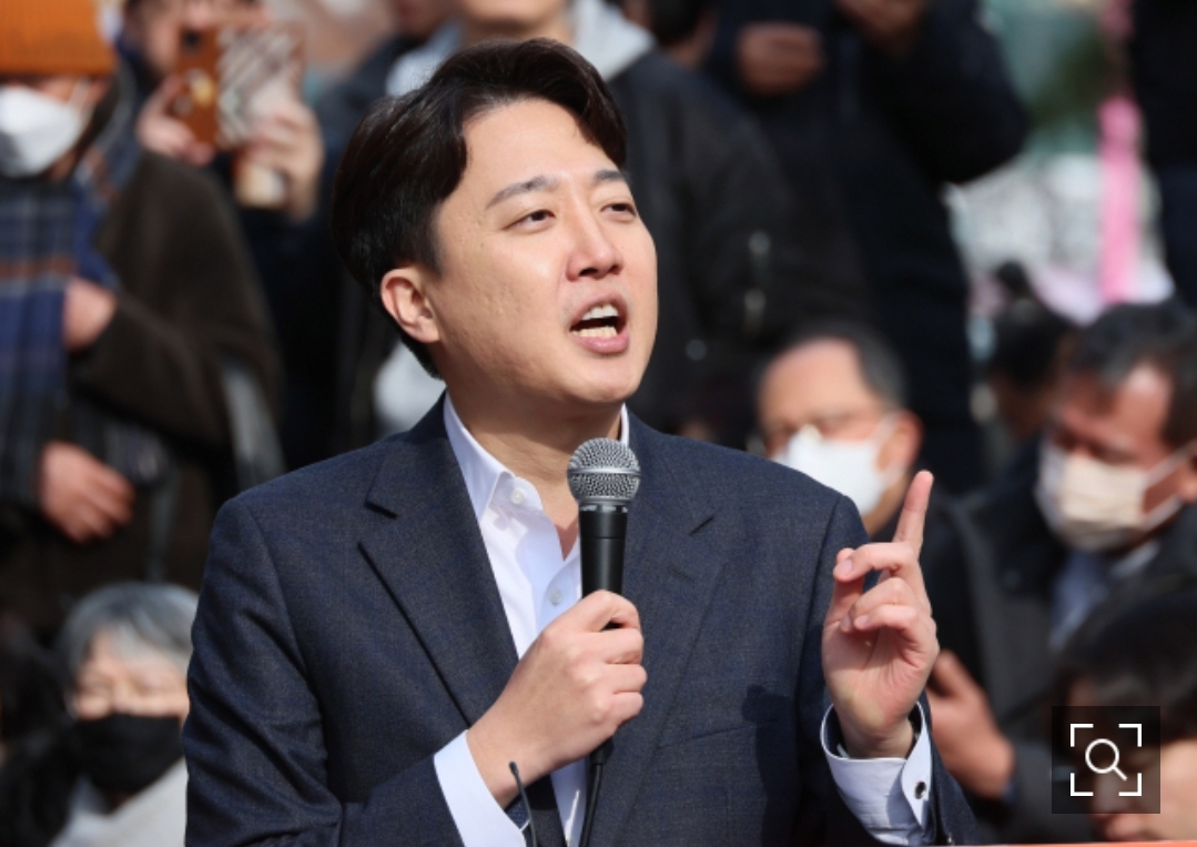 '동덕여대 시위'와 '서부지법 폭동'이 같다는 당신에게[동덕여대생이 직접 말한다] | 인스티즈