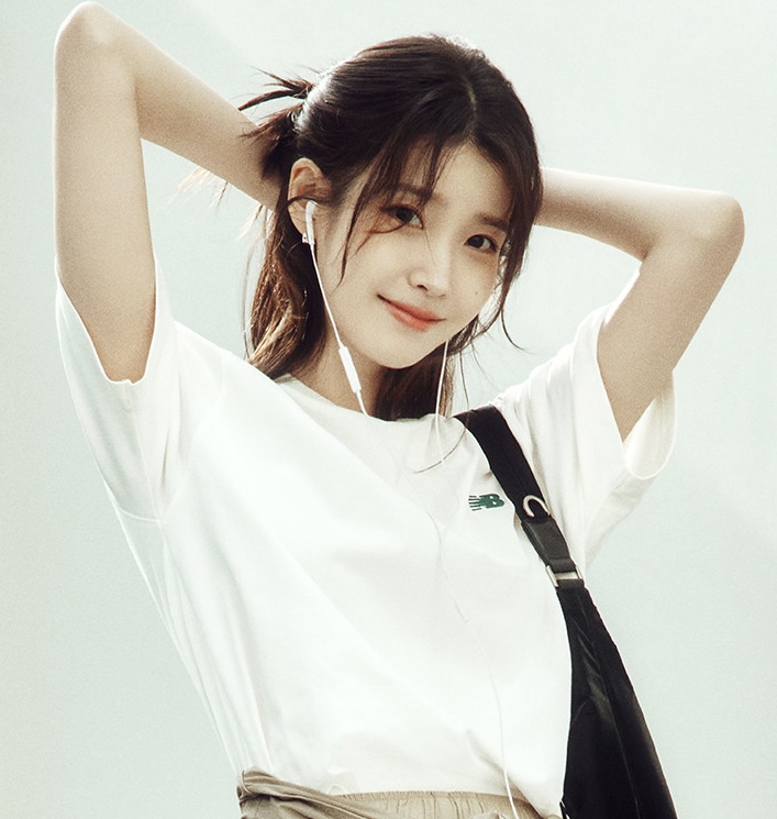 아이유 뉴발란스 화보 | 인스티즈