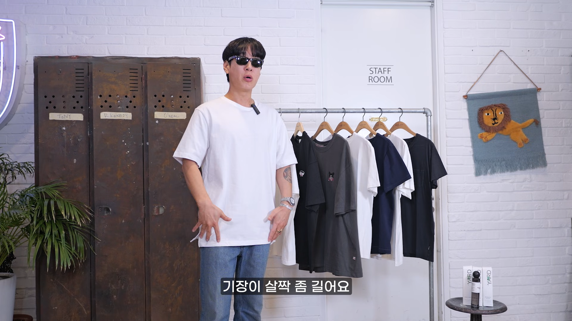 [패션] 17년차 디자이너가 설명하는 가성비 최강 무지 티셔츠.jpg | 인스티즈
