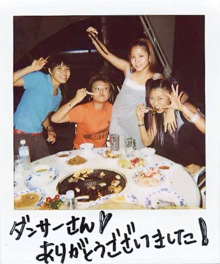 보아가 10대때 폴라로이드 카메라로 담아둔 것.....jpg | 인스티즈