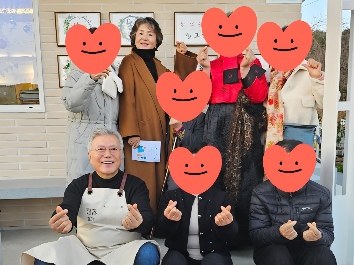 최근 멋쟁이 그 자체가 되신 김정숙 여사님 근황 | 인스티즈