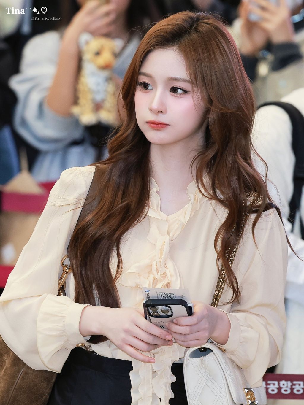 공항에서 진짜 예뻤던 엔믹스 설윤 | 인스티즈